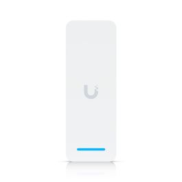 UniFi Access Ultra - An access reader with a built-in hub for complete, single-door entry control.
