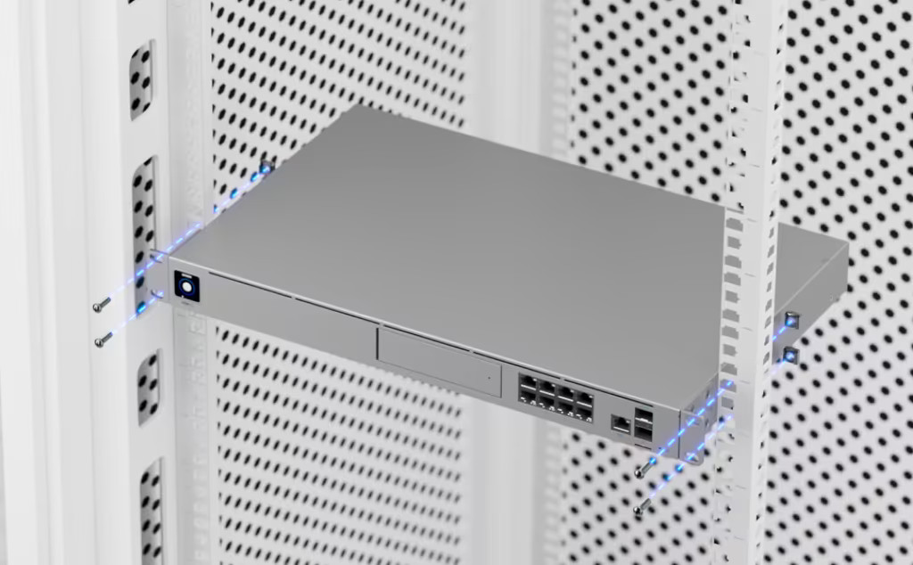 Ubiquiti Dream Machine Pro - 10G SFP+ Cloud Gateway (UDM-Pro)