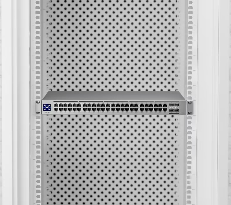 Ubiquiti Pro 48 PoE - Switch L3 48x 1GbE 4x 10G SFP+ (USW-Pro-48-POE)